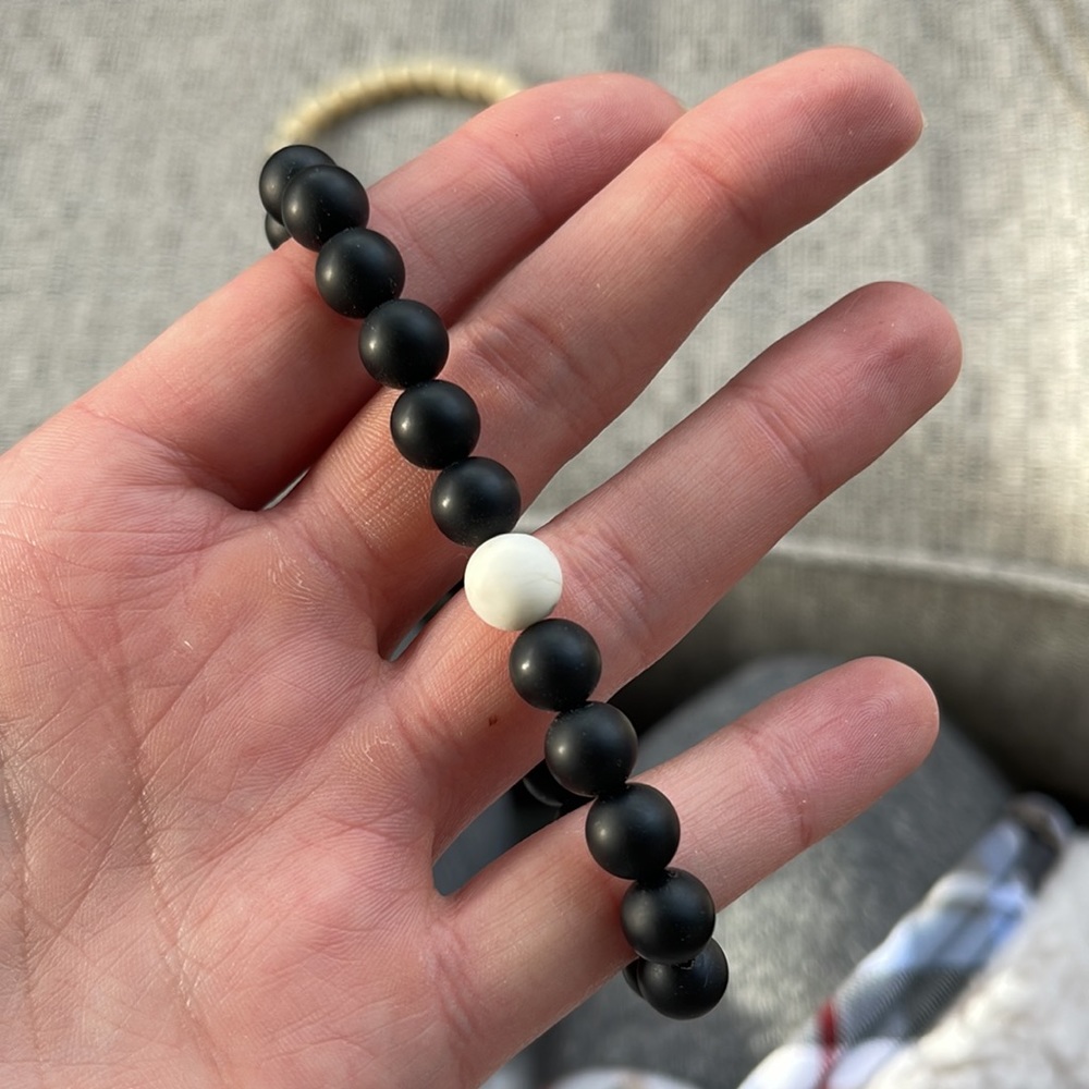 Two bracelets - Picture 3 of 3